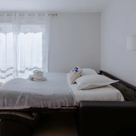 Apartment A5 - Staywiz Us -modern 5 Min To Sea - Pool & Garage