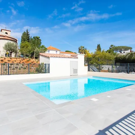 A5 - Modern 5 Min To Sea - Pool & Garage