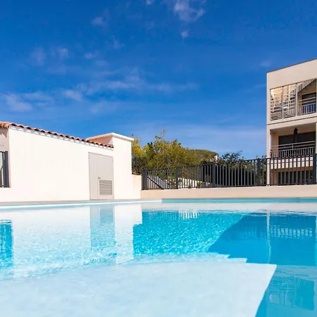 A5 - Modern 5 Min To Sea - Pool & Garage Апартаменты *